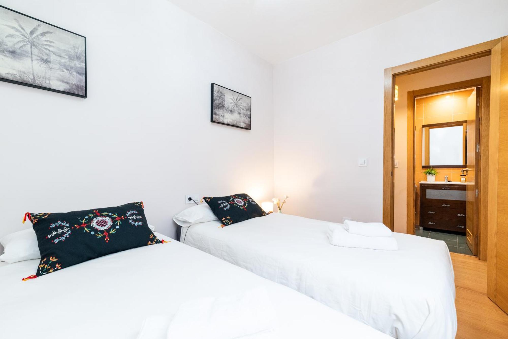 El Generalife Cerca Centro Y Sierra Nevada Con Piscina Y Barbacoa Y Parking Gratis Apartman Granada Kültér fotó