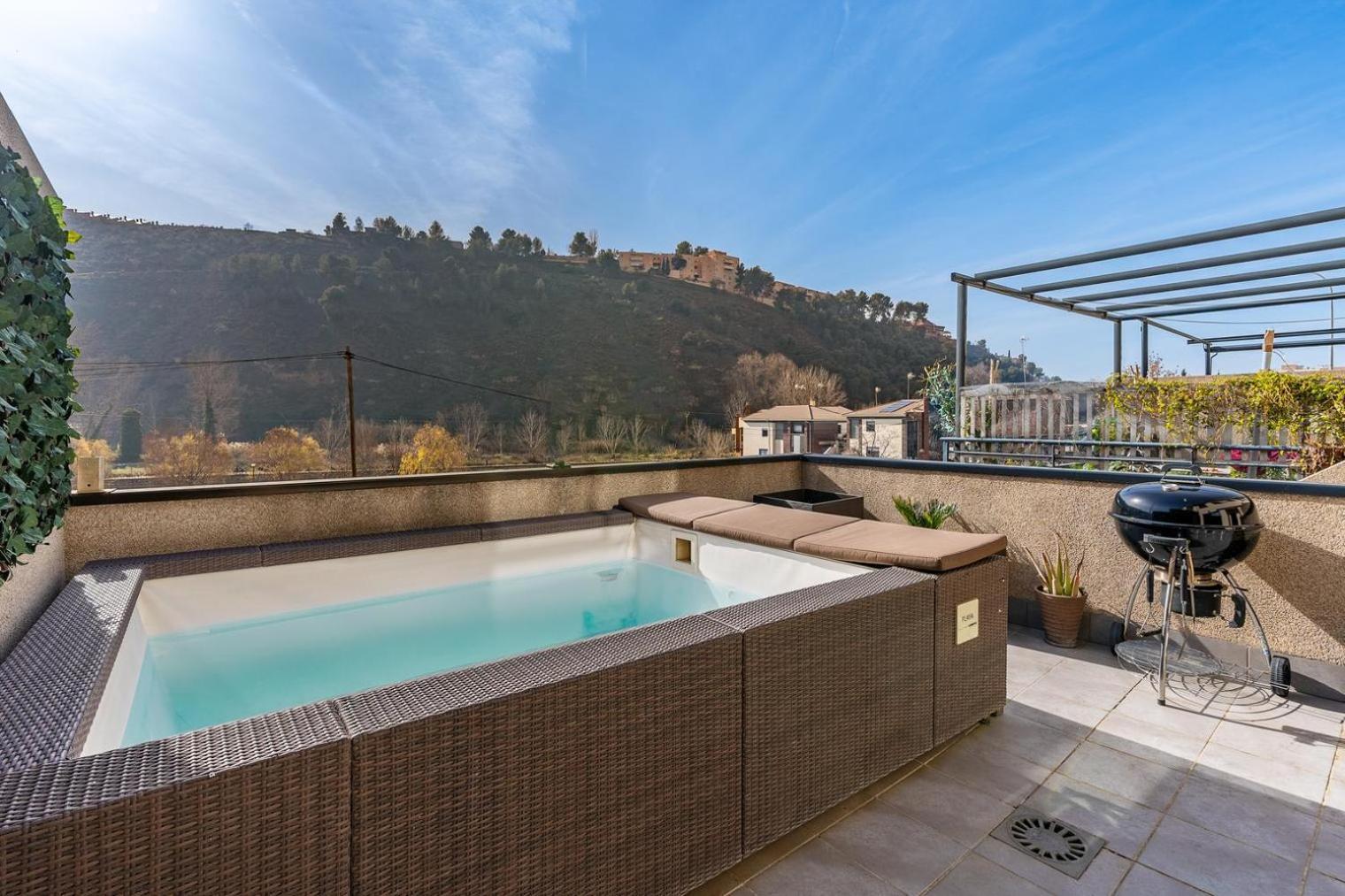 El Generalife Cerca Centro Y Sierra Nevada Con Piscina Y Barbacoa Y Parking Gratis Apartman Granada Kültér fotó